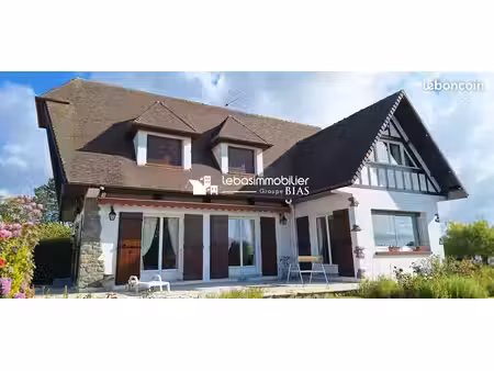 maison 10 pièces 280 m²