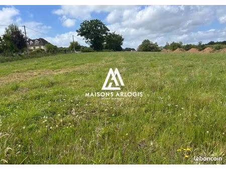 terrain 760 m² isle