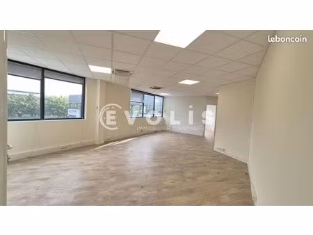 bureaux 219 m²