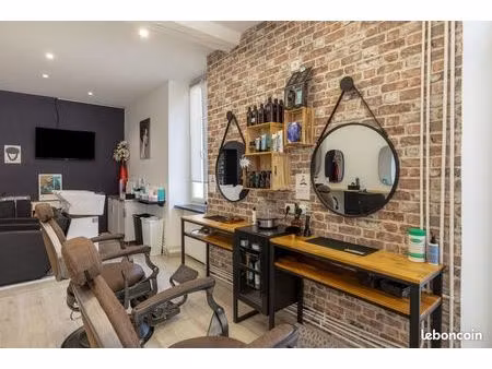 salon de coiffure à vendre – centre-ville  70 m²  prêt à travailler