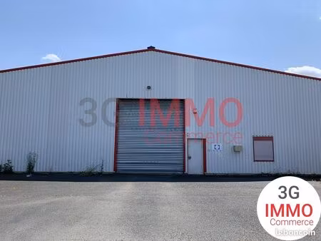 vente pro (murs) | local industriel / bâtiment | 860 m² | la crèche