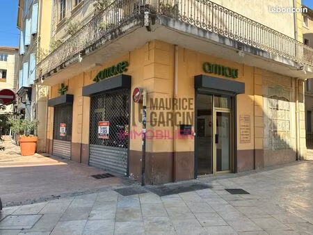 local commercial 155 m² carpentras