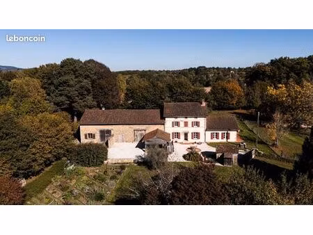 propriété 10 pièces 290 m²
