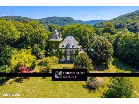 château 16 pièces 443 m²
