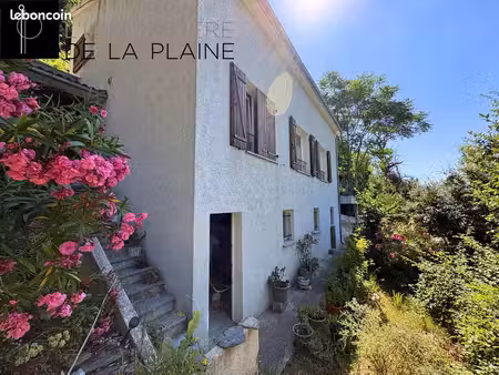 maison 4 pièces 113 m²