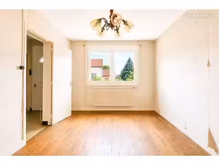 maison 4 pièces 74 m²