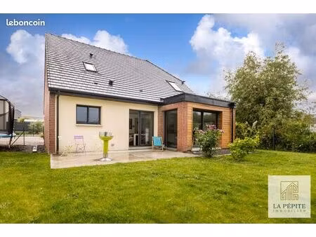 pavillon 5 pièces 136 m²