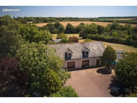 ? maison de plain-pied 146 m² à seulement 10mn d'angers