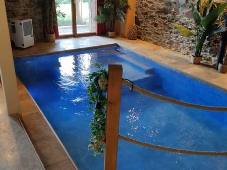 maison 2 hectares avec piscine