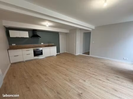 appartement t2 refait à neuf