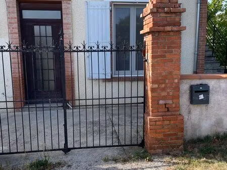 à louer – charmant t3 meublé ou non meublé avec jardin commun et climatisation