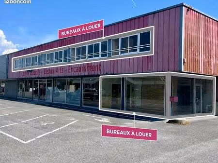 à louer – bureaux de 210 m² + espace accueil avec excellente visibilité – secteur la roche