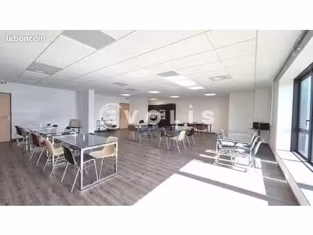 bureaux 550 m²