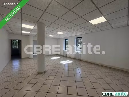 bureaux 135 m² ruy-montceau