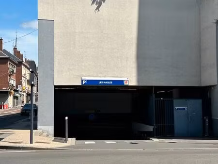 parking sécurisé au sein du parking des halles