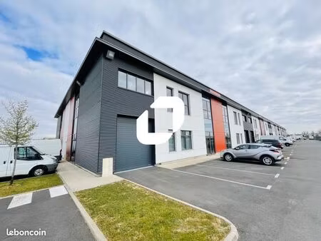 local d'activité 186 m²