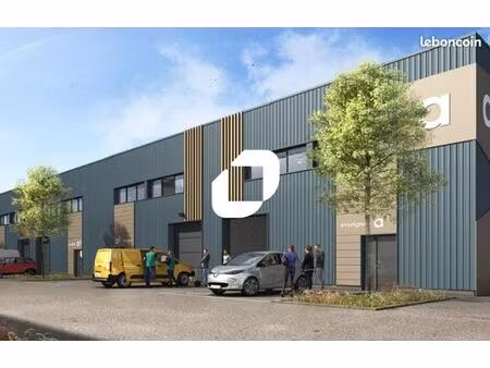 local d'activité 316 m²
