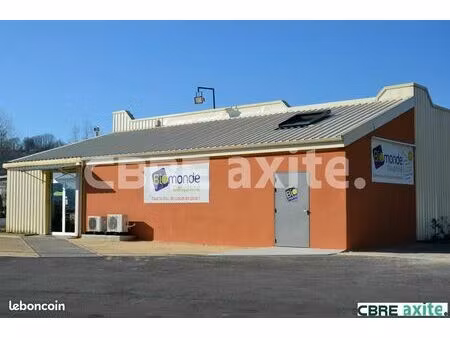 local commercial 186 m² renage