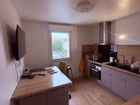 chambre 1 pièce 12 m²