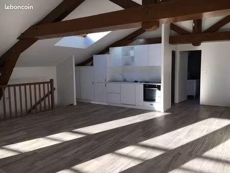 location appartement t5-centre ville niort