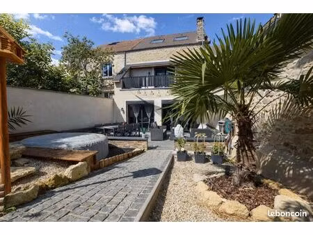 vente maison de village triplex - centre-ville - charme & prestations