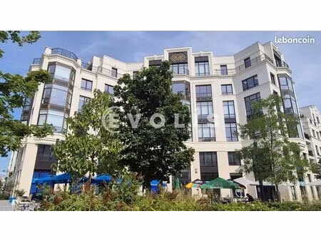 bureaux 198 m²