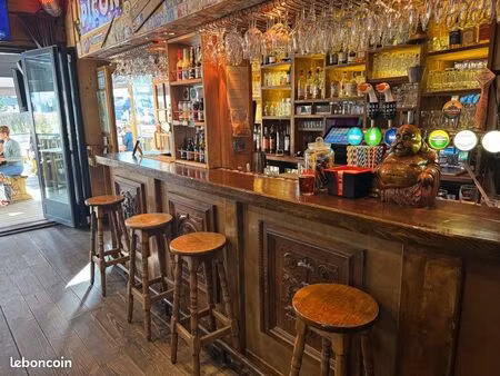 bar pub restaurant