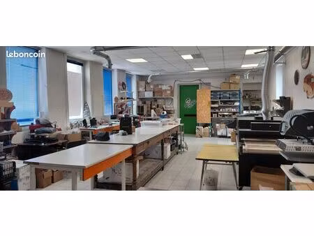 local artisanal ou commercial de 75m2 au centre ville