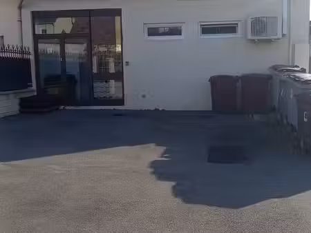 location local commercial - activité de traiteurs