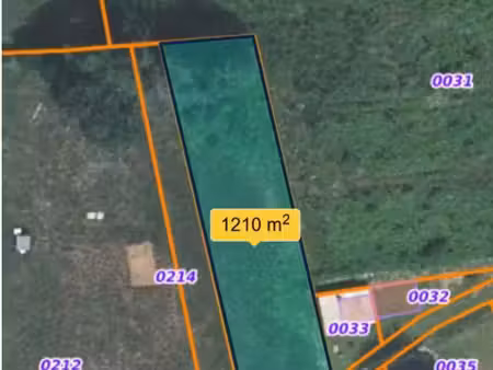 terrain 1200 m²