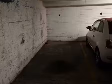 place de parking en sous sol