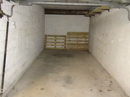 garage à louer
