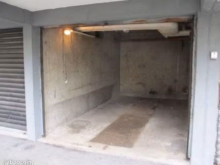 box de 14m2 à louer