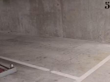 deux places de parking