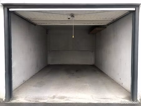 location box villeparisis gare