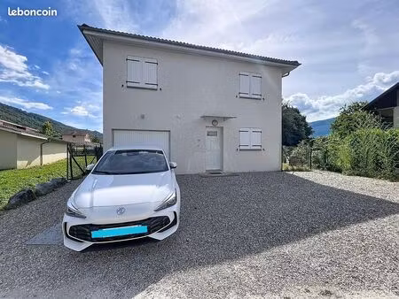 maison 5 pièces 107 m²