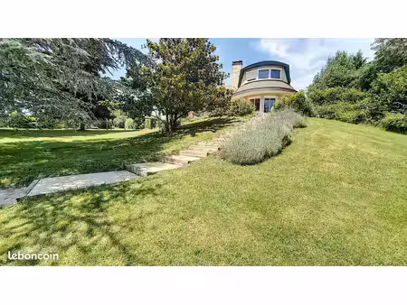 maison 6 pièces 200 m²
