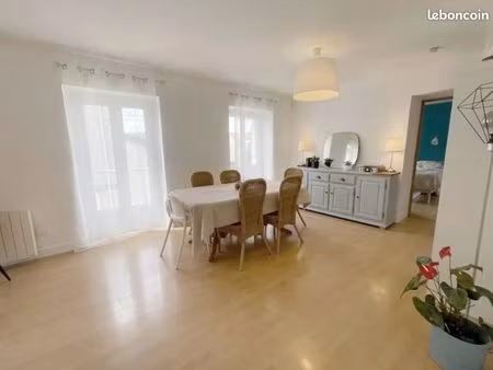 vaste maison familiale centre ville de flins 159m utiles