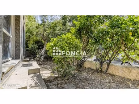3 pieces avec jardin - 67 m² - issy-les-moulineaux / centre ville
