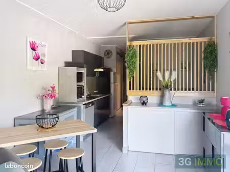 appartement rénové bord de mer | piscine et parc paysager | santa-lucia-di-moriani