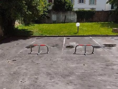 place de parking sécurisée à villeparisis