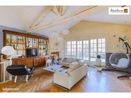 maison 5 pièces 184 m²