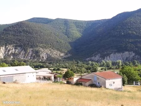 propriété agricole équestre 132 ha  maison  écuries