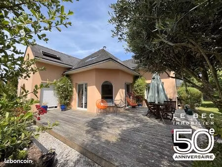 maison 6 pièces 115 m²