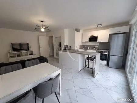 appartement 3 pièces 63 m²
