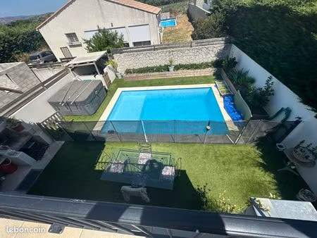 maison contemporaine dans quartier très calme