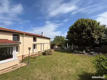 longère 4 pièces 105 m²