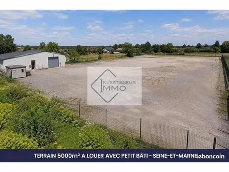 terrain 5 000 m² les chapelles bourbon