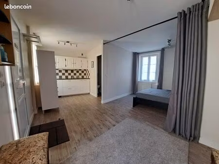 studio 27 m² saint-vigor-le-grand