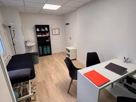 location pièce soin cabinet paramédical